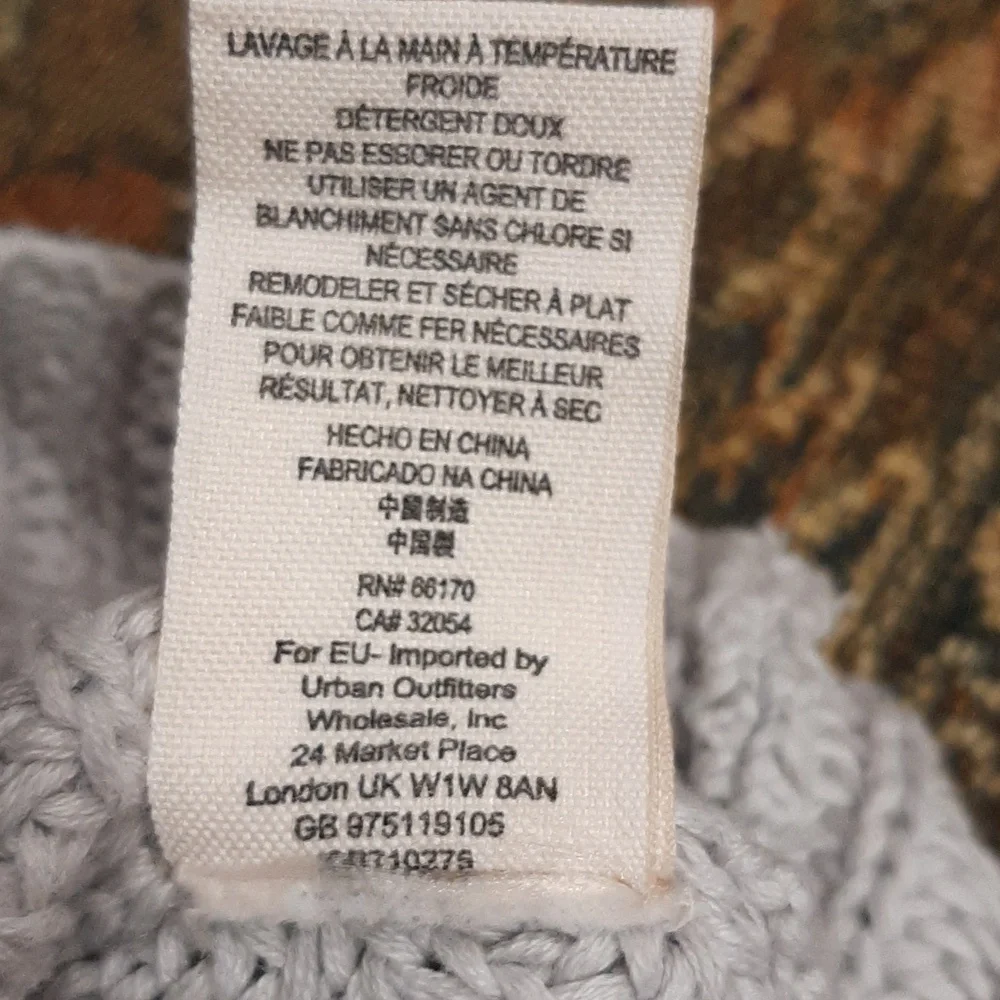 Free People Oversized Crop Sweater Size Medium Light Gray